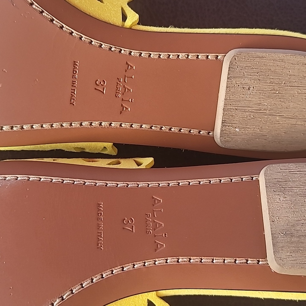 ALAIA SANDALS - Picture 3 of 3